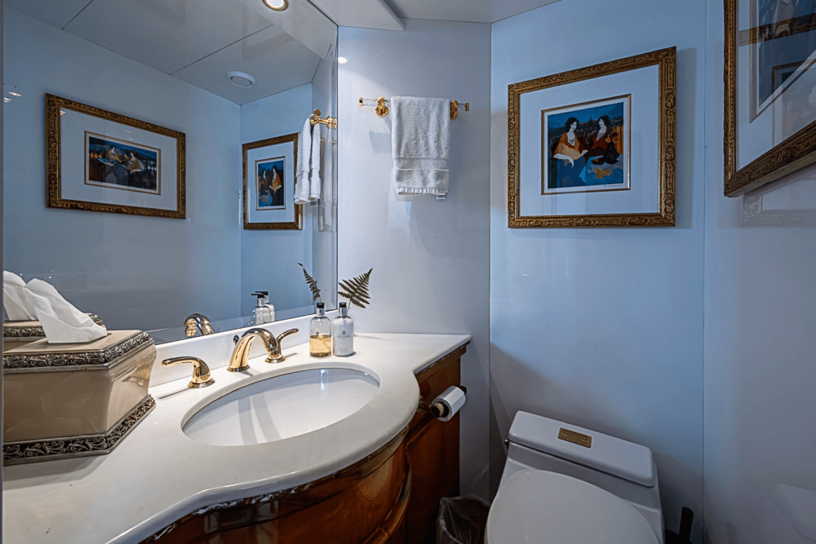 1994 Benetti Trideck photo 12