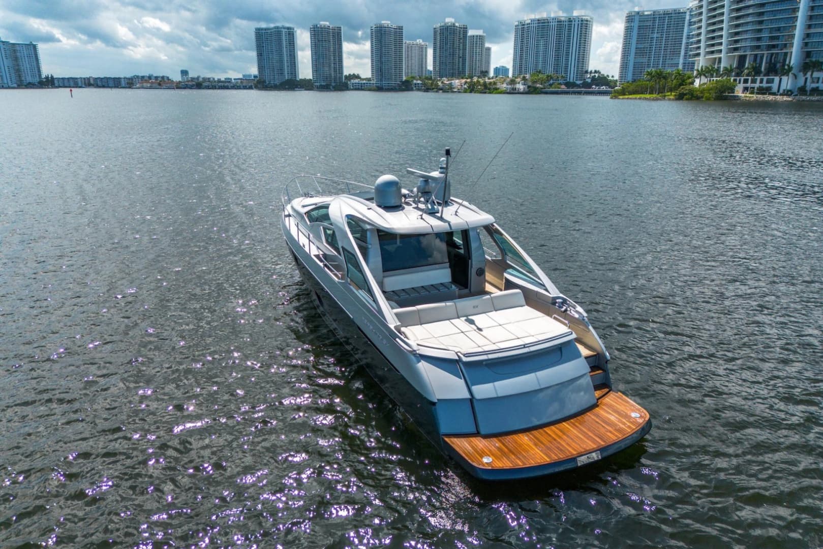 2018 Pershing 5x photo 3