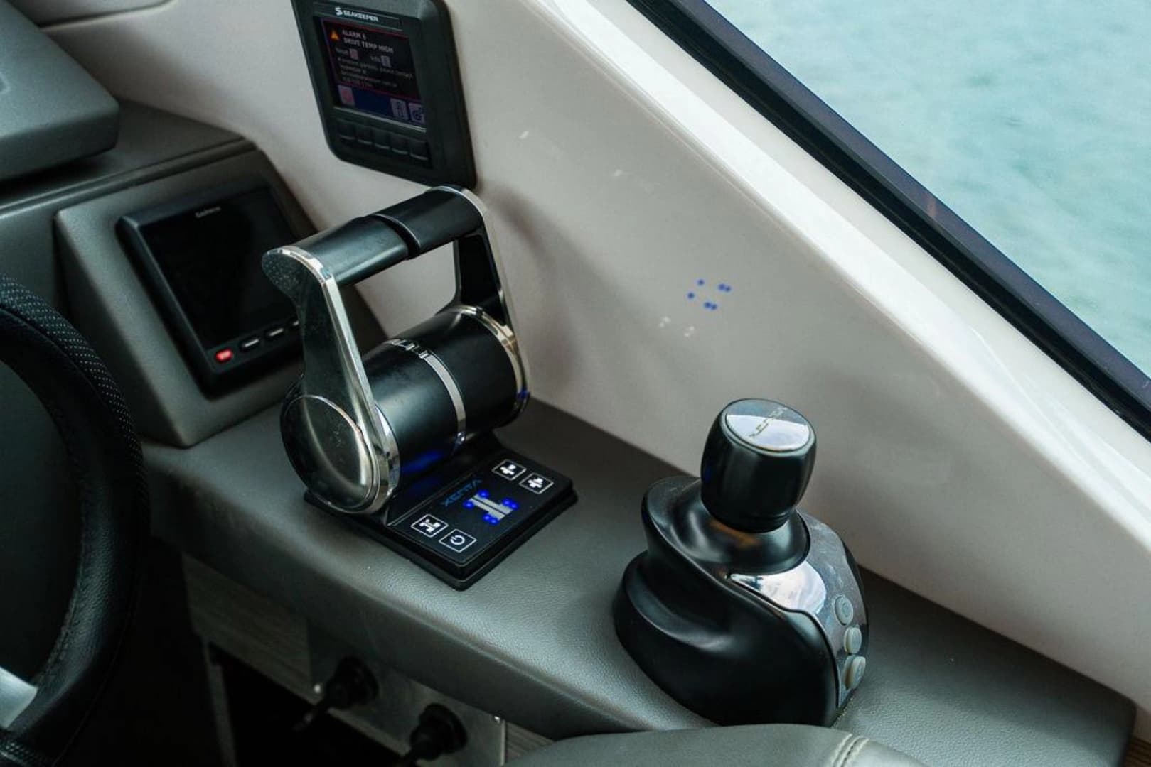 2018 Pershing 5x photo 21
